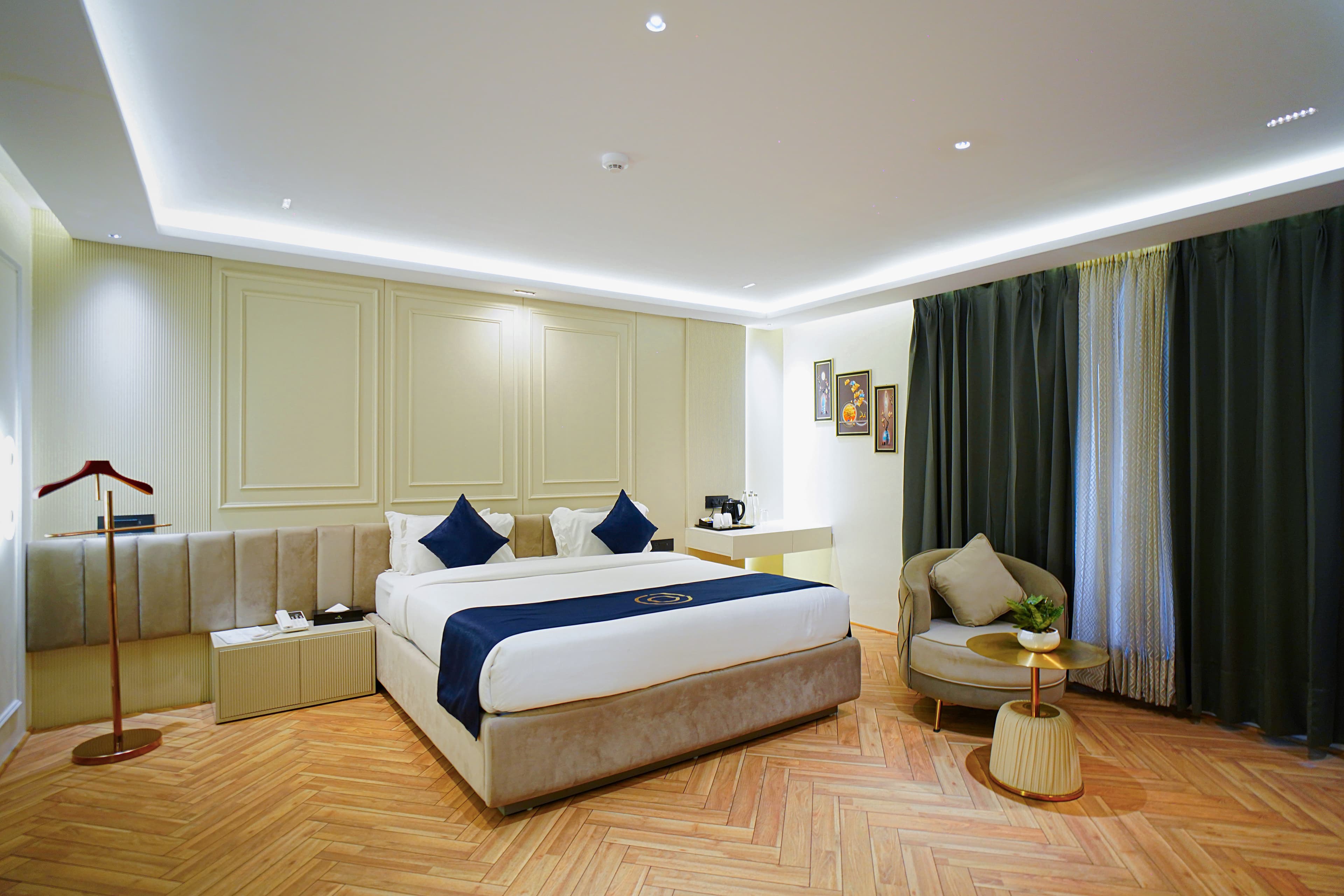 Royal Suites